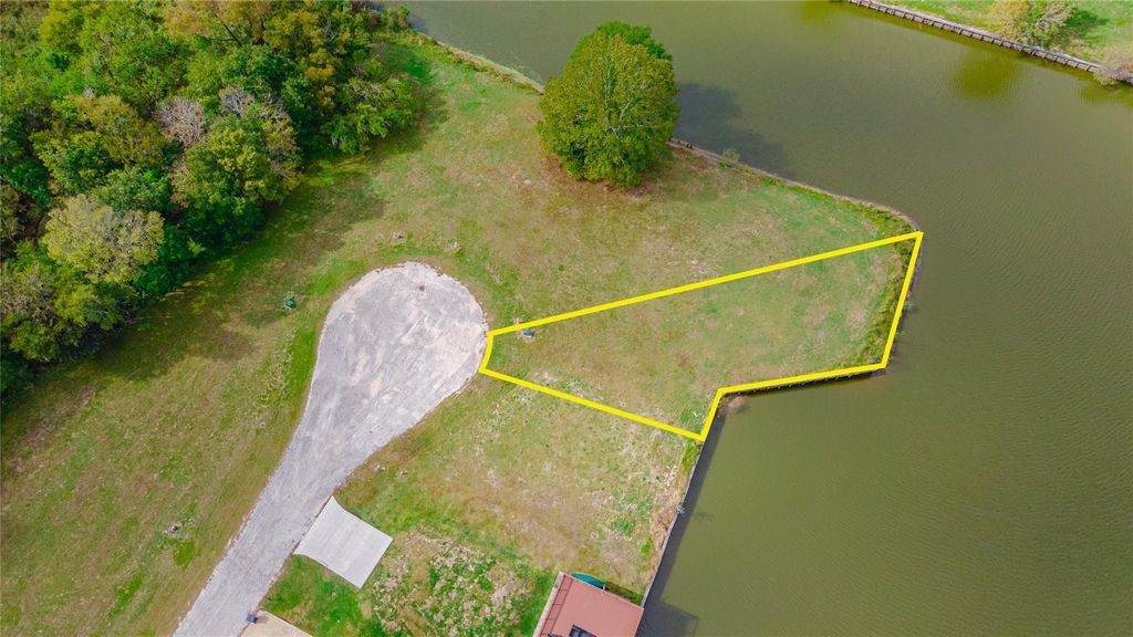 196 Forest Drive - Photo 1