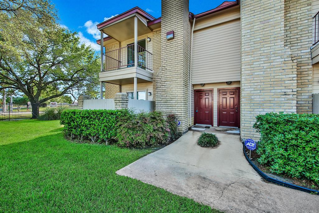 2120 El Paseo Street - Photo 1