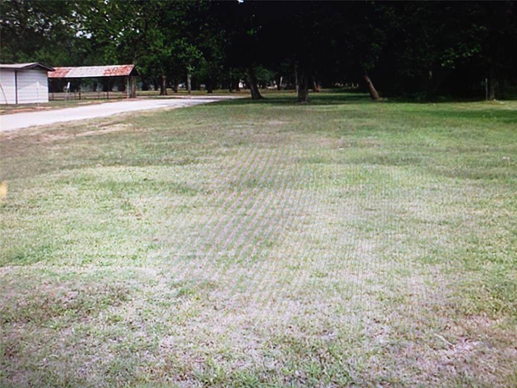 2527 Walnut Drive - Photo 1