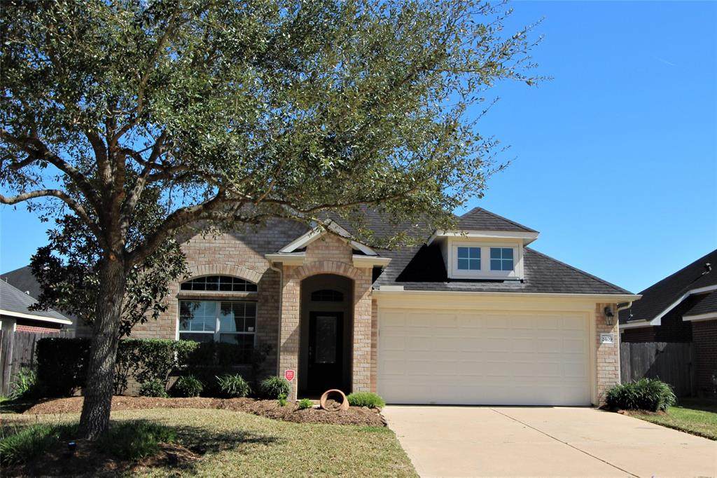 2409 Avalon Trace Lane - Photo 1