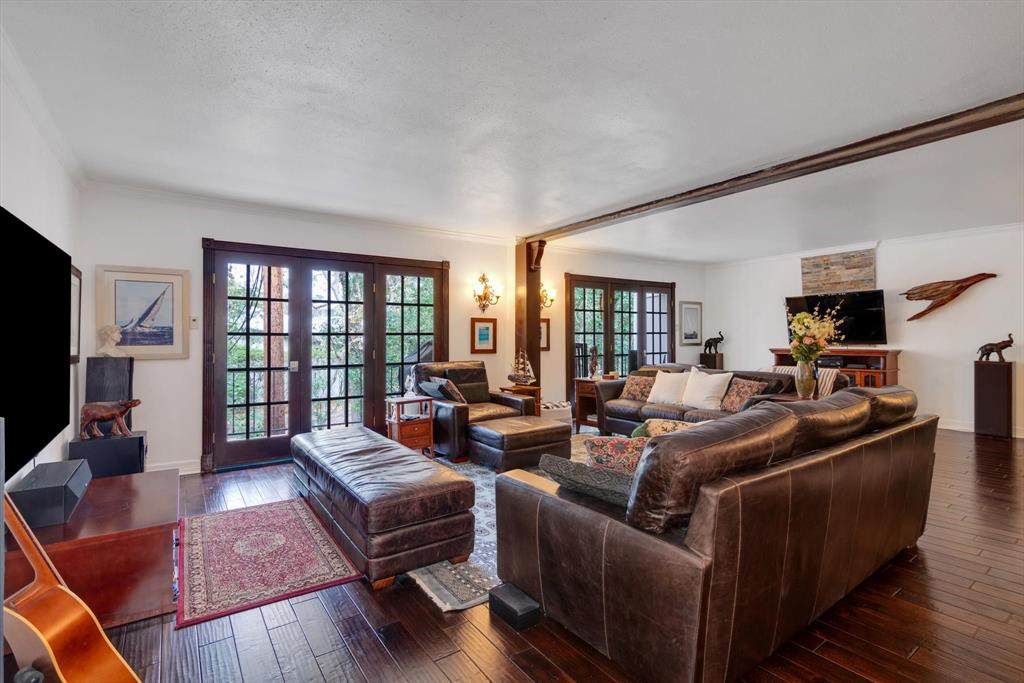2224 Piney Point Road - Photo 1
