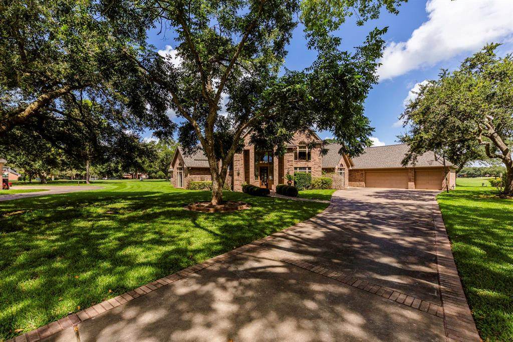32734 Weybridge Street - Photo 1