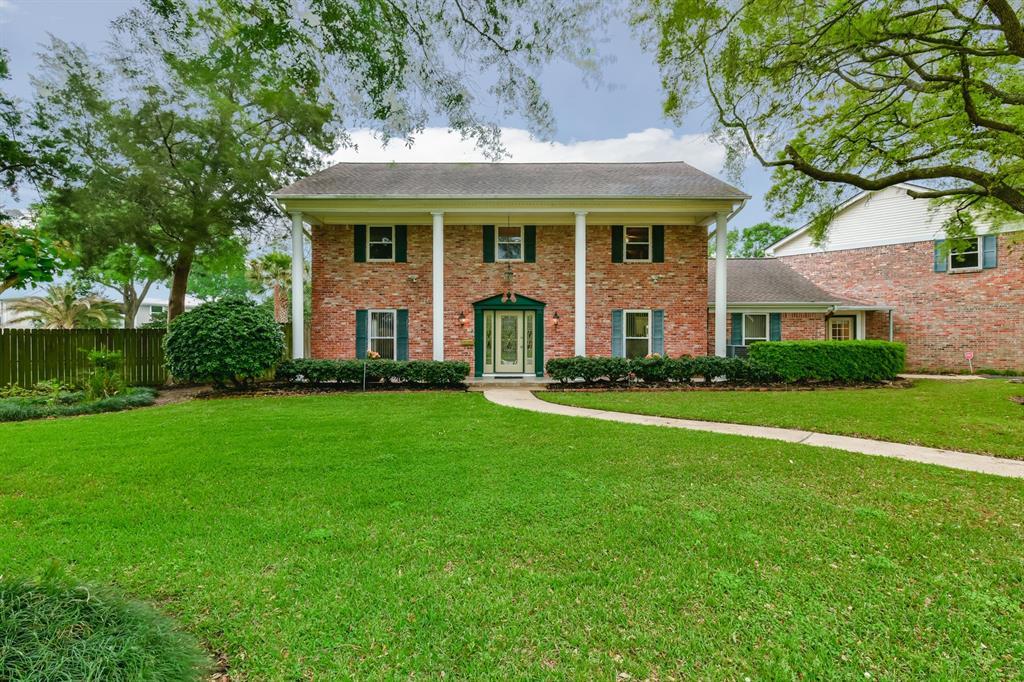18519 Vinland Dr Drive - Photo 1