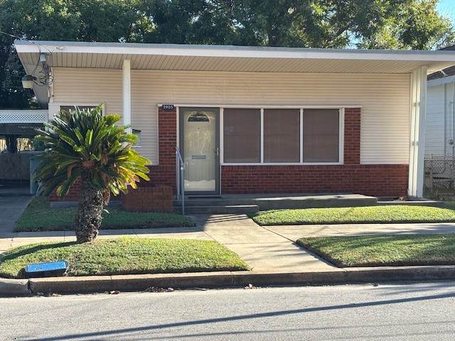 3905 Avenue R - Photo 1