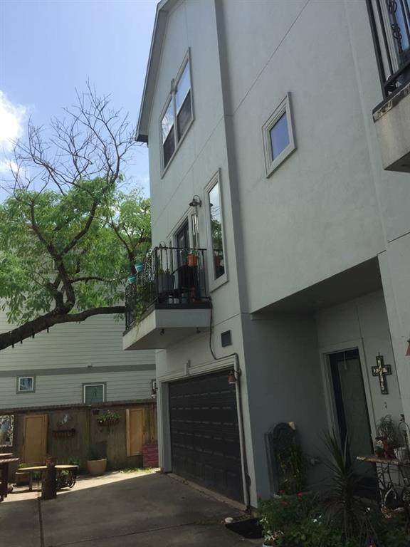 1109 Saint Charles Street - Photo 1