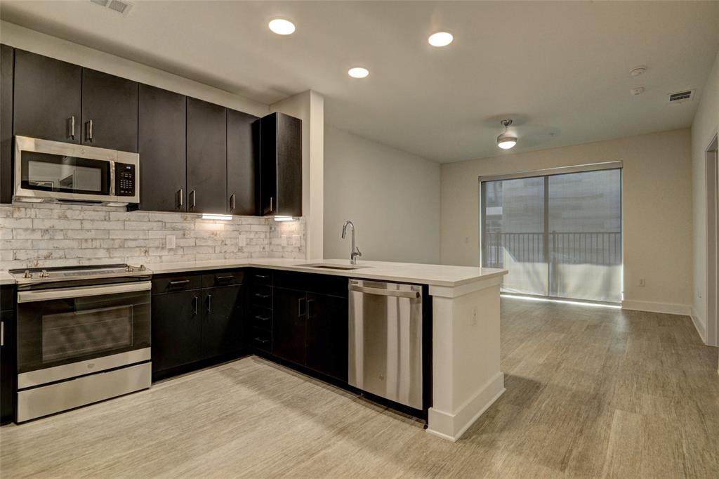 6400 Washington Avenue - Photo 1