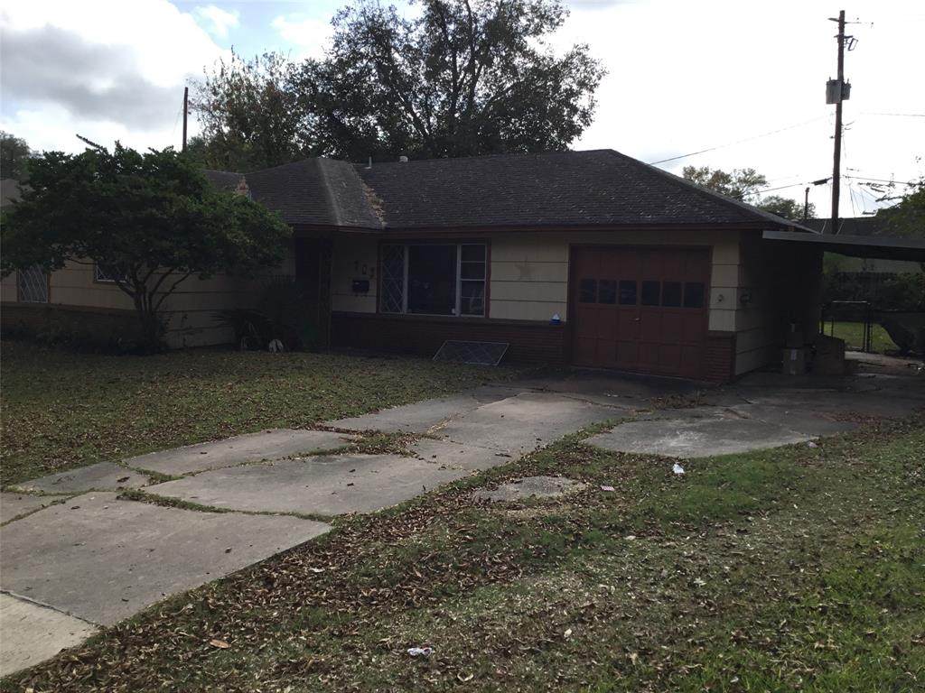 703 Canary Circle - Photo 1