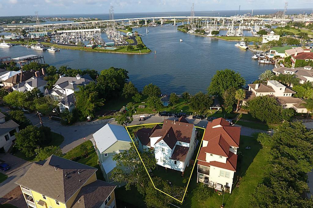 422 Shore Drive - Photo 1