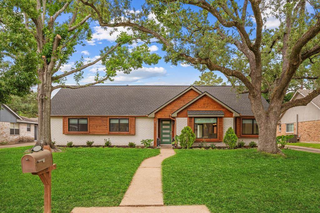 2611 Teague Road - Photo 1