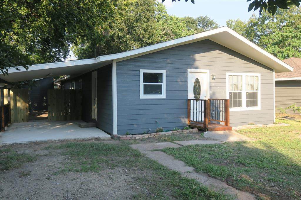 309 West Street - Photo 1