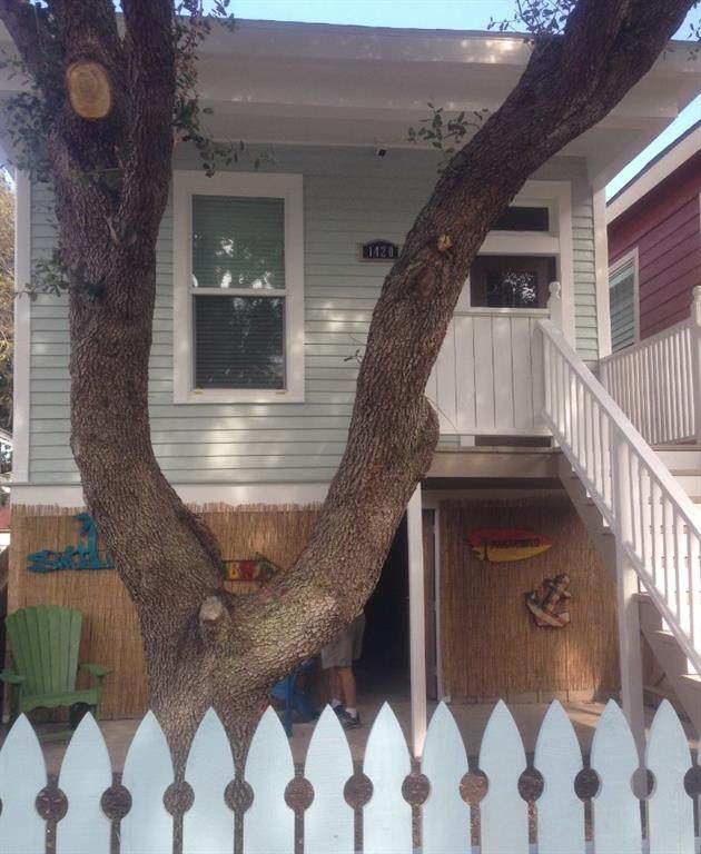 1420 Avenue N - Photo 1