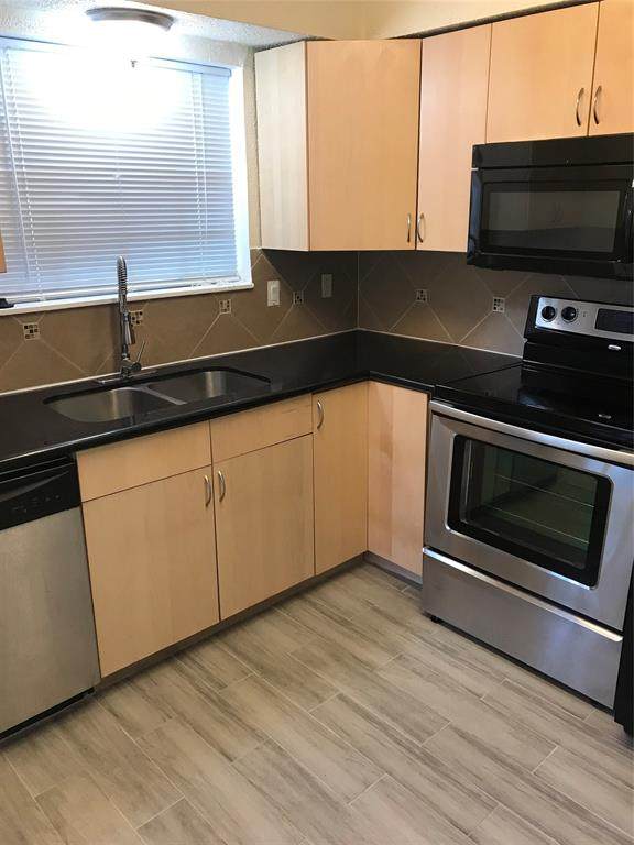 7900 Westheimer Road - Photo 1