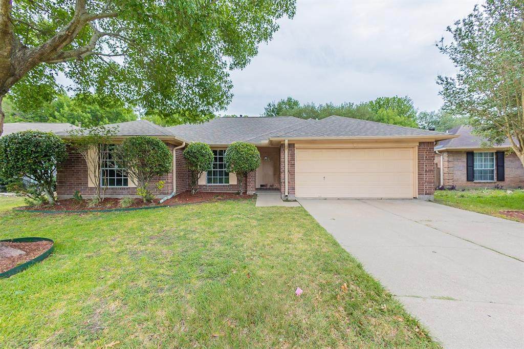 7302 Greenwood Point Drive - Photo 1