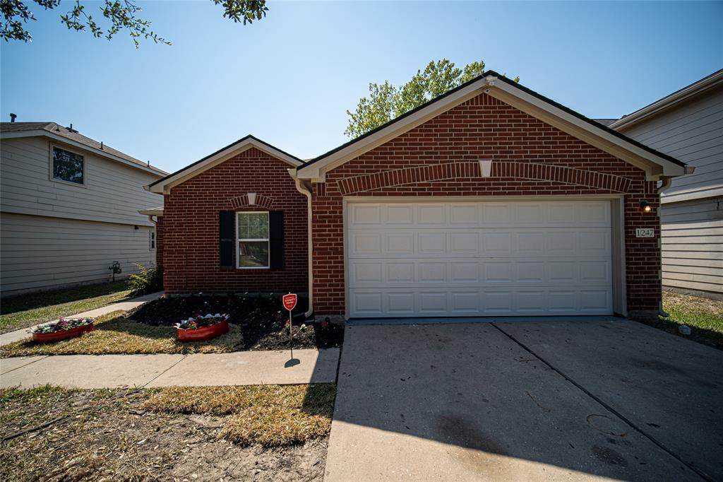 1247 Bartlett Cove Drive - Photo 1