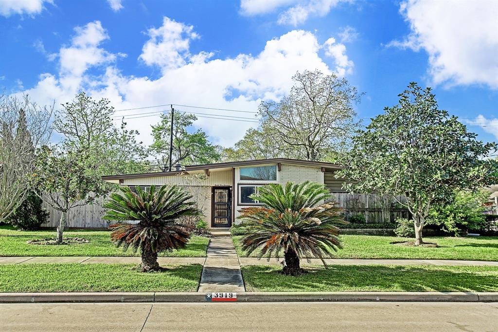 3919 Tidewater Drive - Photo 1
