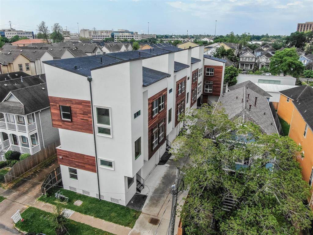1539 23rd Street - Photo 1