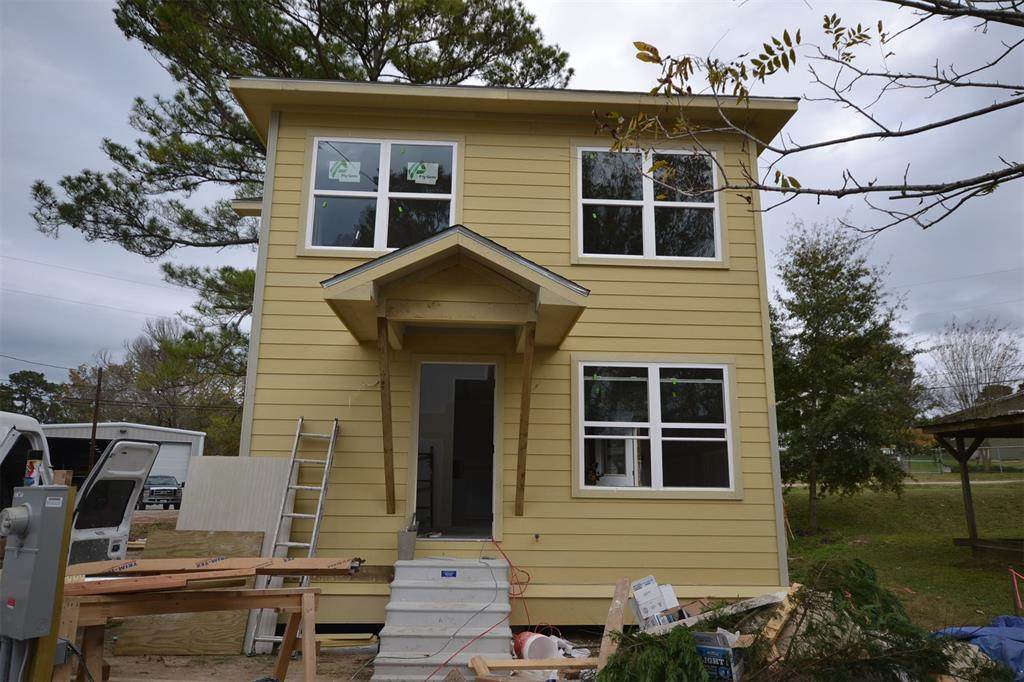 189 Lakeview Wood - Photo 1