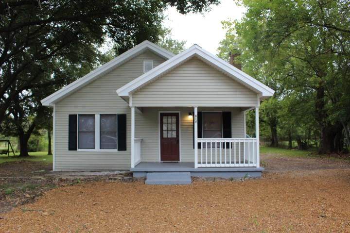 614 1st Street - Photo 1