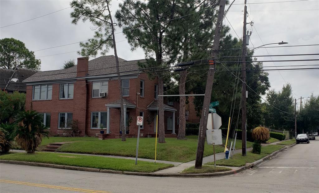 1802 Blodgett Street - Photo 1