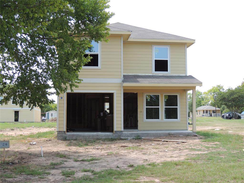 1249 21st Street - Photo 1