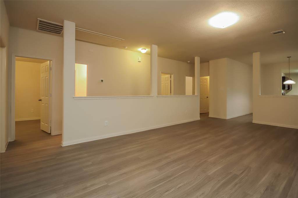 188 Spring Meadows Circle - Photo 1