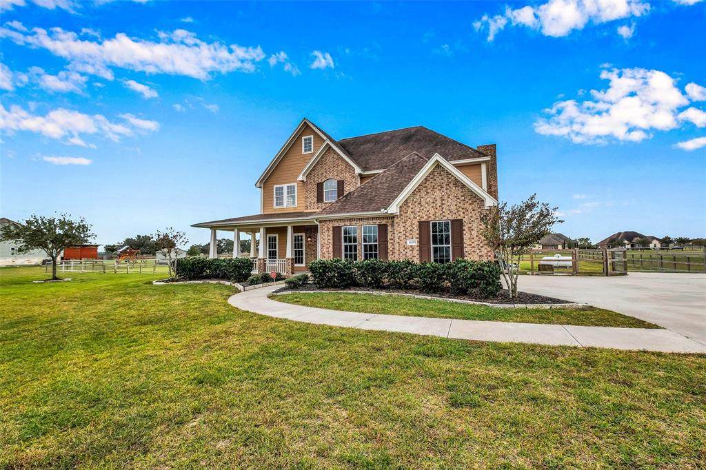 16011 Three Oaks Boulevard - Photo 1