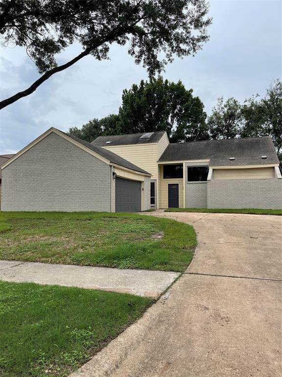 15907 Seven Springs Drive - Photo 1