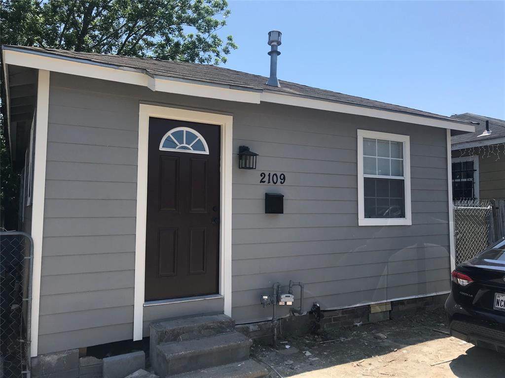 2109 Russell Street - Photo 1