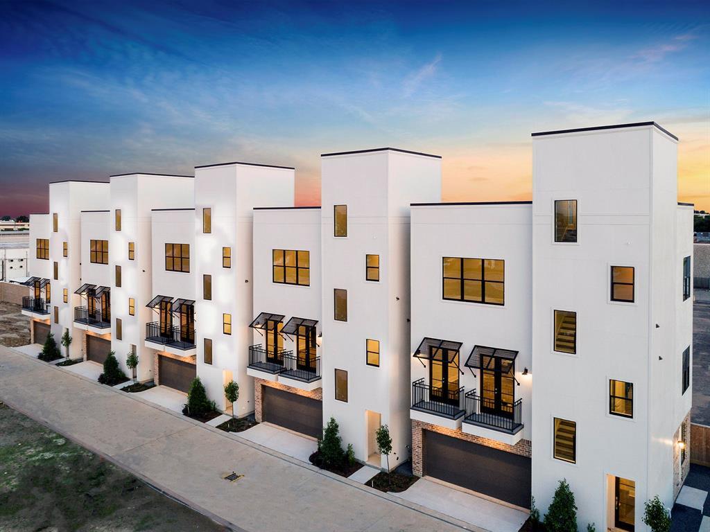 1260 Post Oak Road - Photo 1