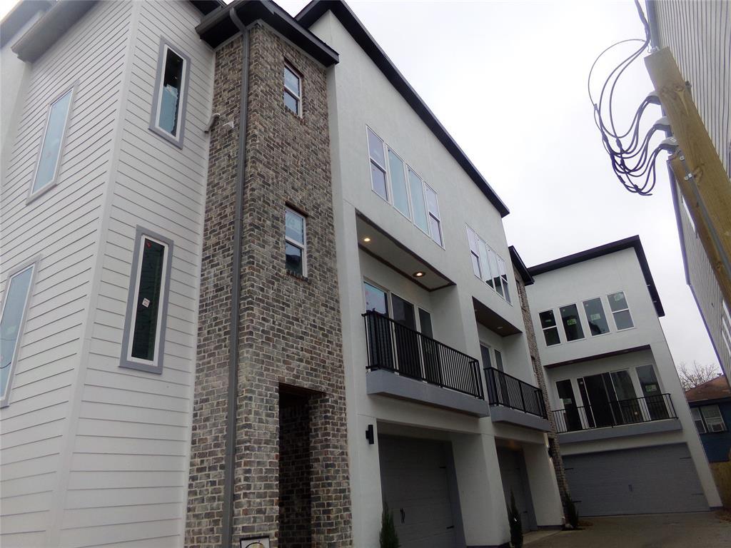 2314 Mcilhenny Street - Photo 1