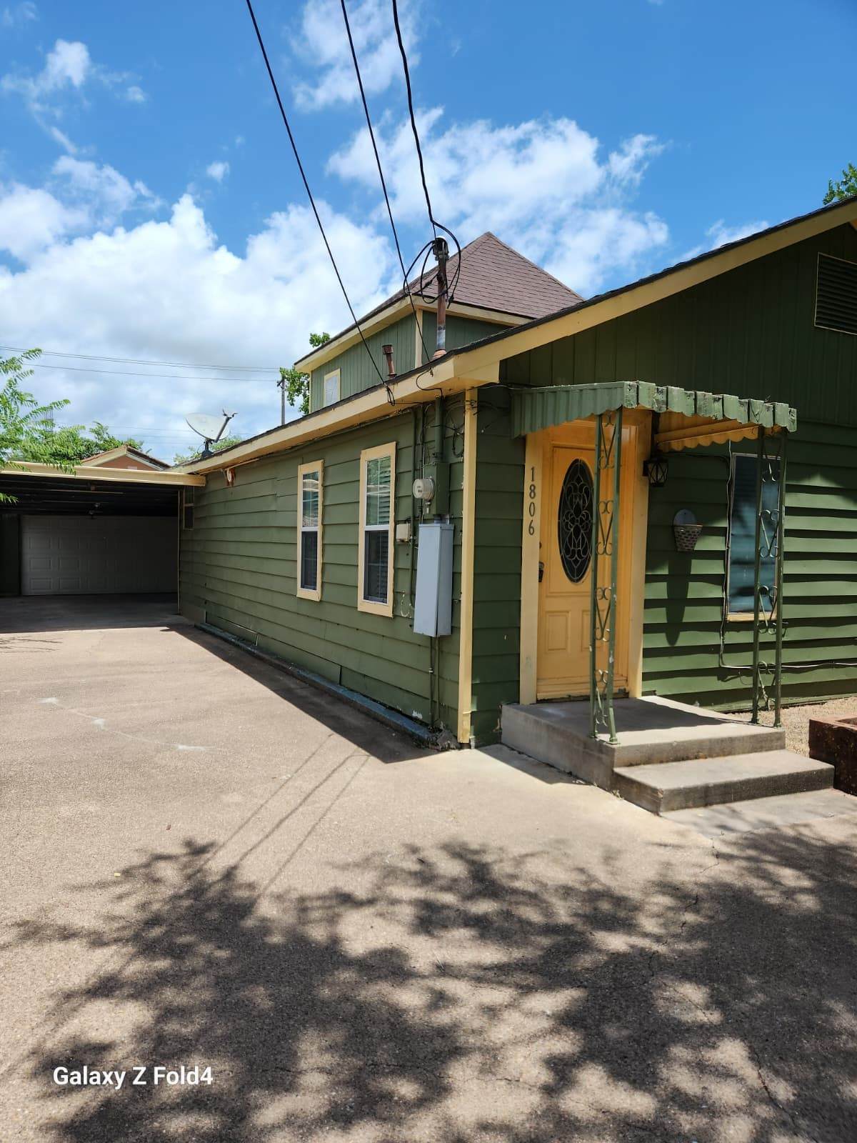 1806 Avenue S - Photo 1
