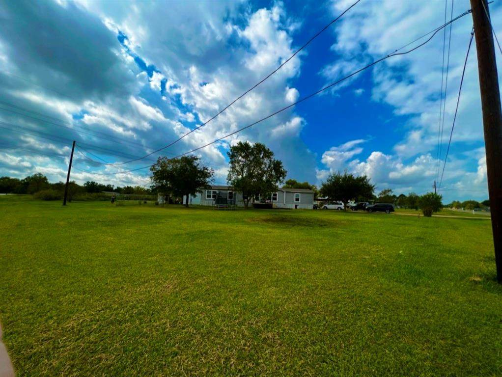 296 County Road 6055A - Photo 1