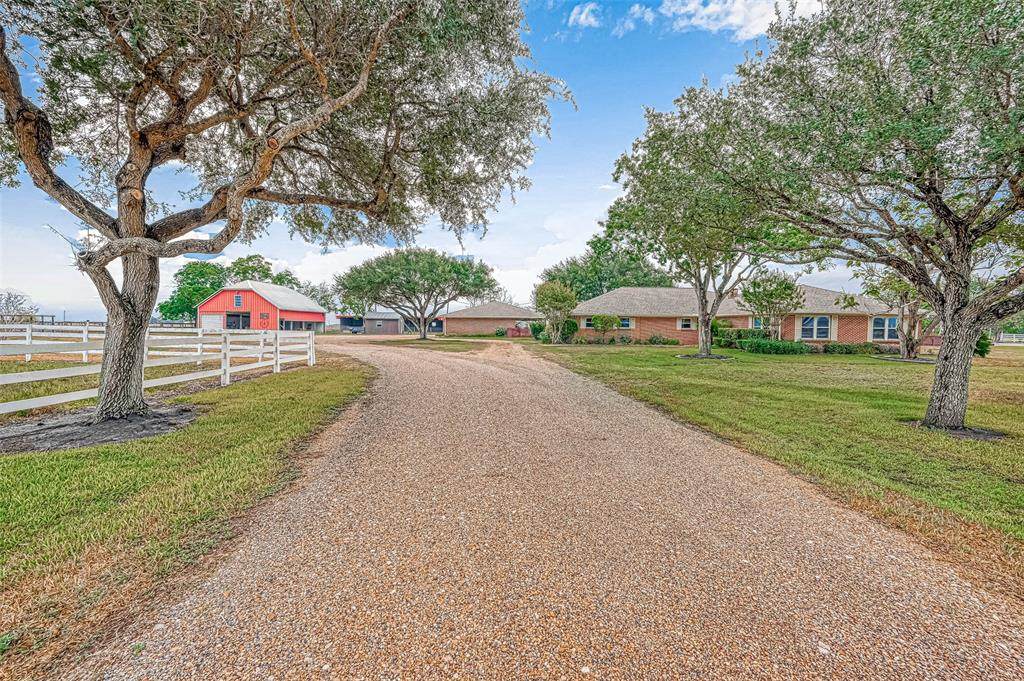 7935 Bushnell Road - Photo 1