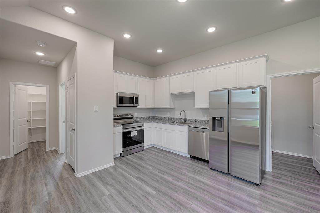 16866 Glenheath - Photo 1
