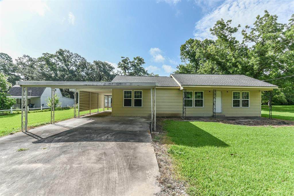 806 Old Ocean Ave - Photo 1