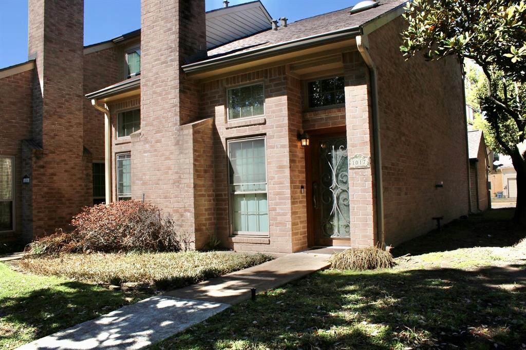 1017 Memorial Village Drive - Photo 1
