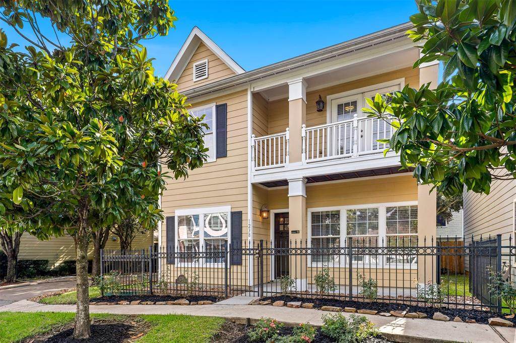 1238 Prince Street - Photo 1