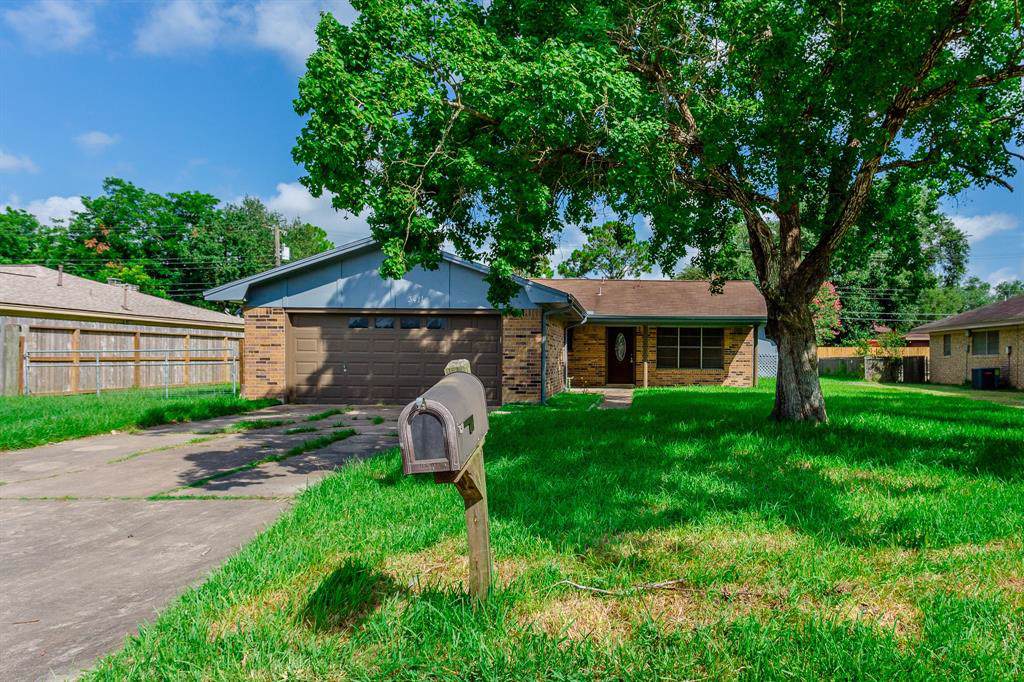 3411 Lanarkshire Street - Photo 1