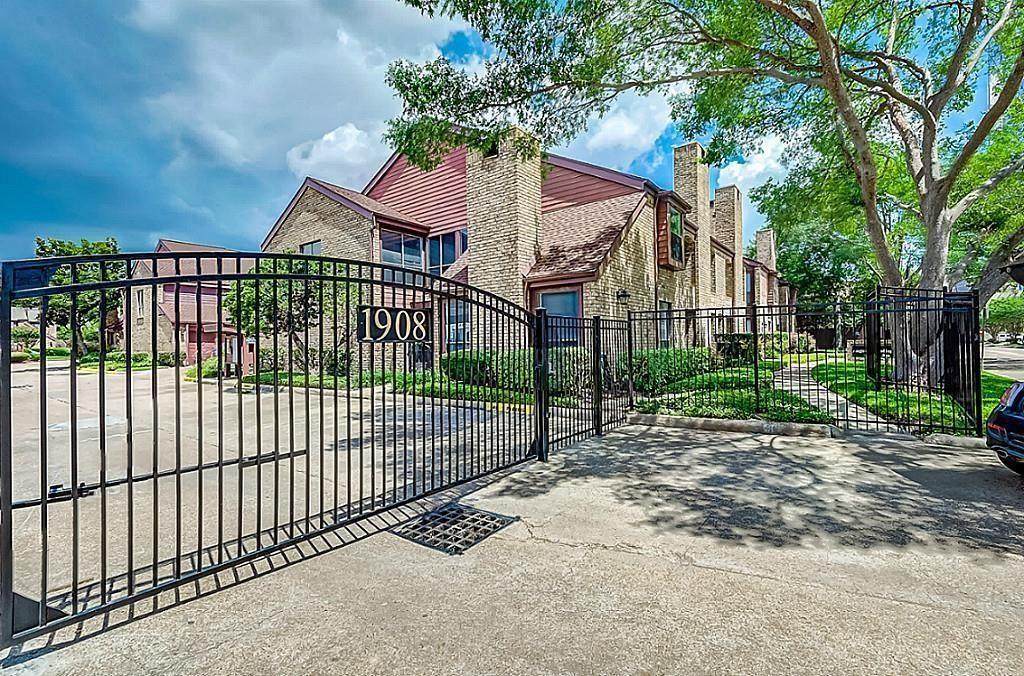 1908 Augusta Drive - Photo 1