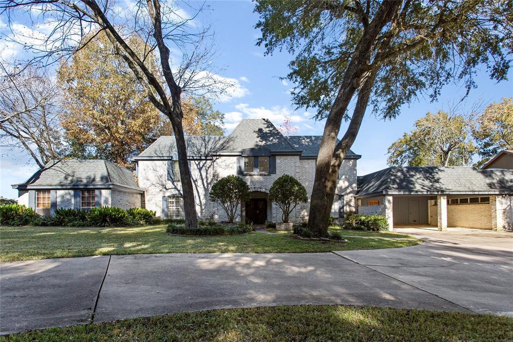 102 April Wind Drive - Photo 1