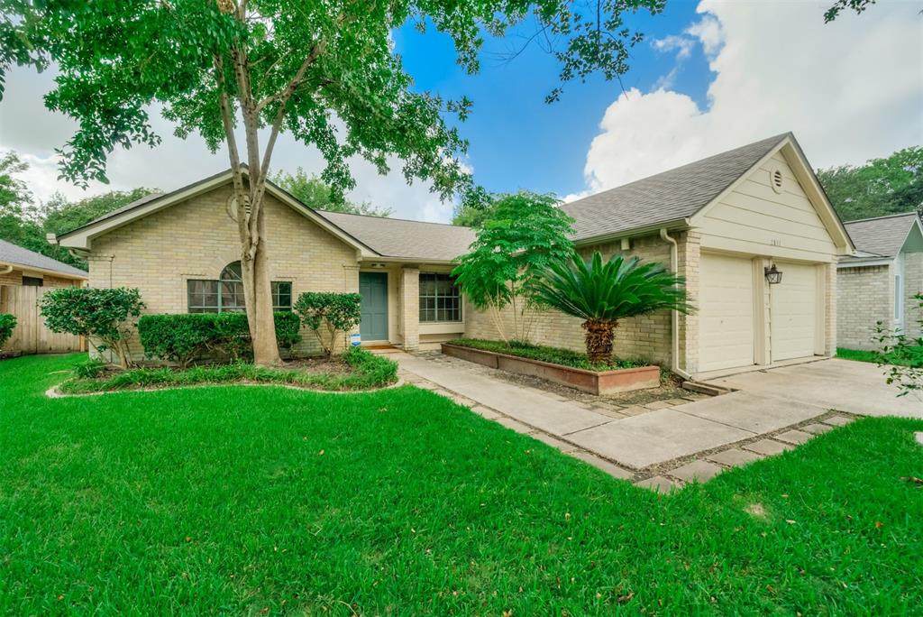 2811 Pine Mills - Photo 1