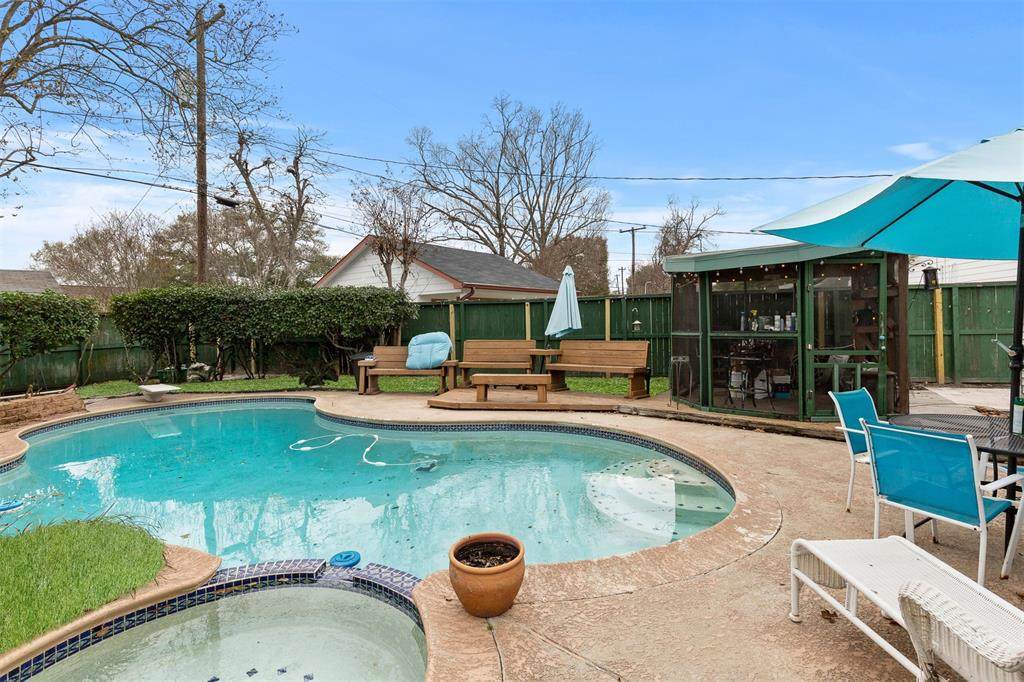 4107 Donna Lynn Drive - Photo 1