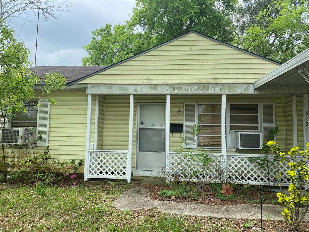 603 Briarwood Drive - Photo 1