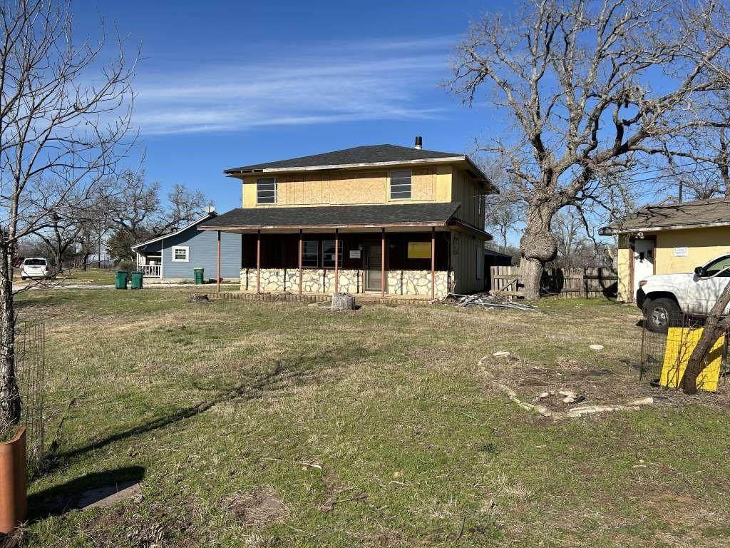 701 Oak Lane - Photo 1