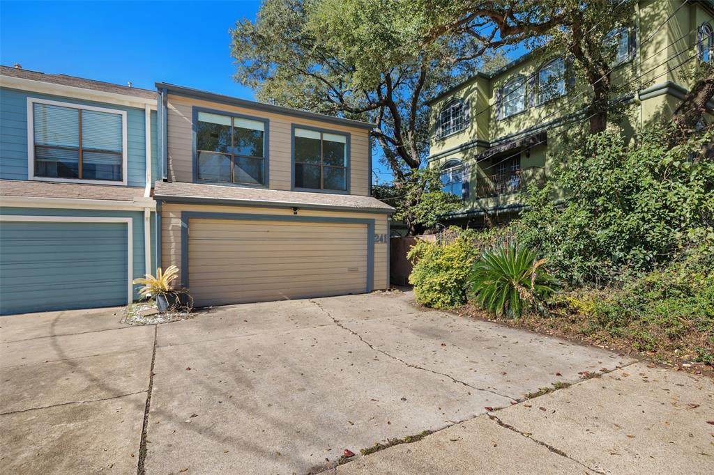 241 Malone Street - Photo 1