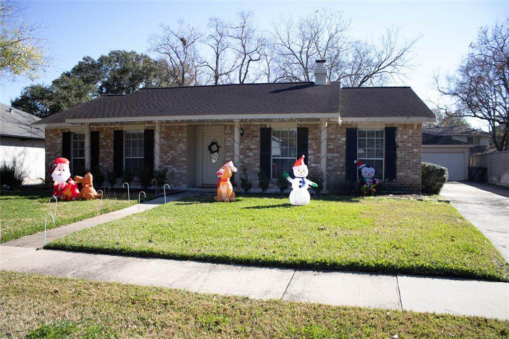 13911 Vinehill Dr Drive - Photo 1