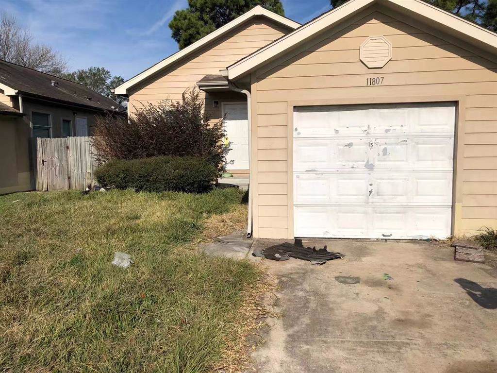 11807 Greenglen Drive - Photo 1