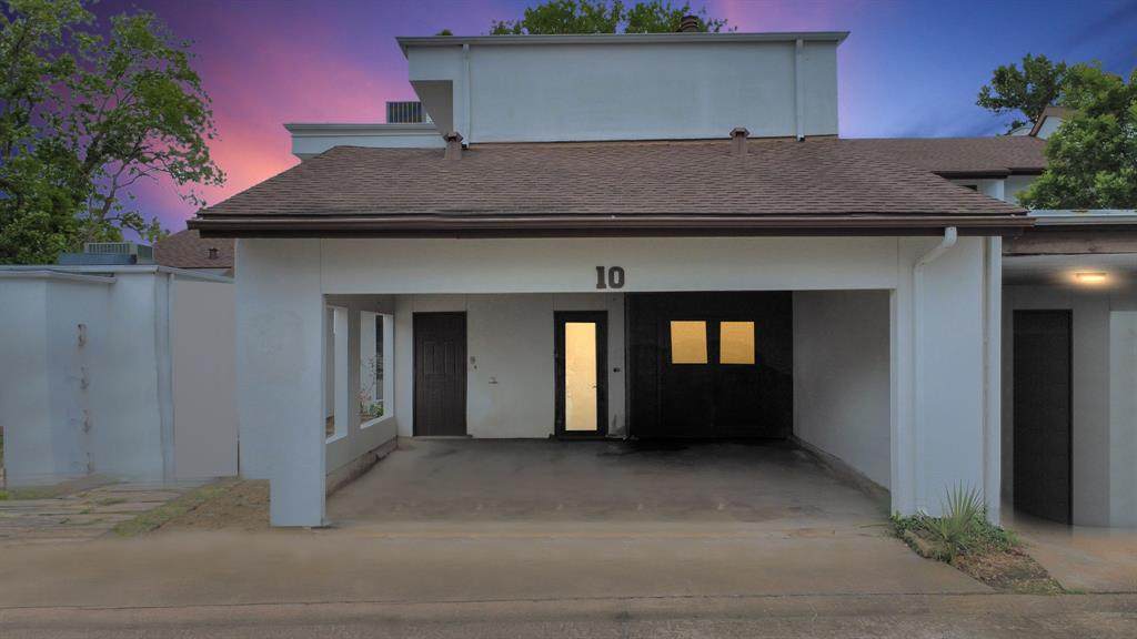 7655 Braeswood Boulevard - Photo 1