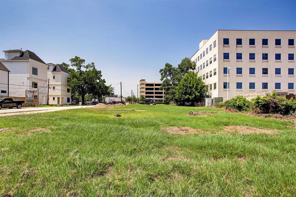 1747 25th Street - Photo 1