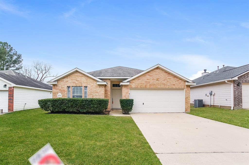 6954 Breezy Point - Photo 1